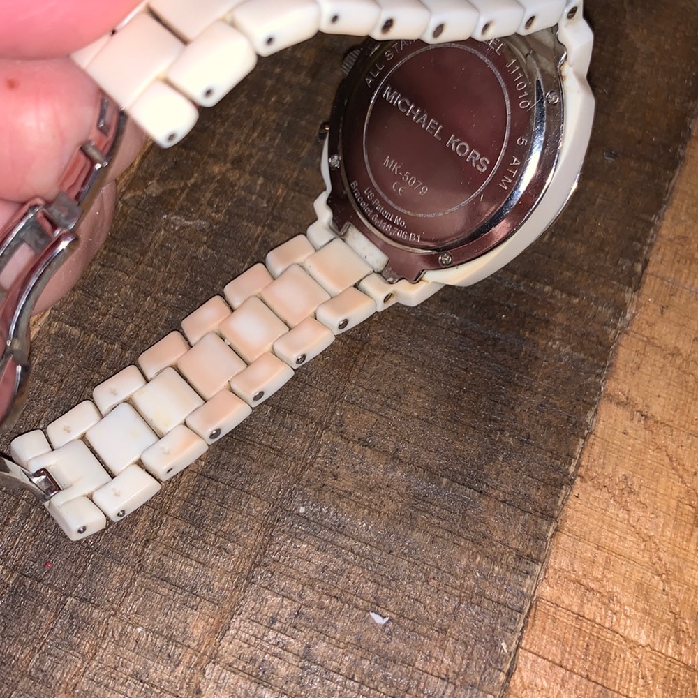 Michael Kors White watch - Picture 5 of 8